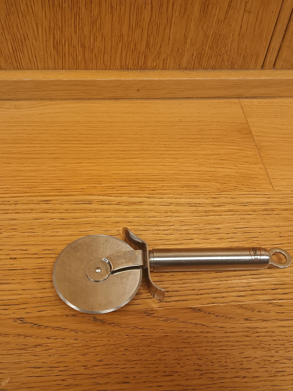 Stainless Steel Pizza Cutter - Silver